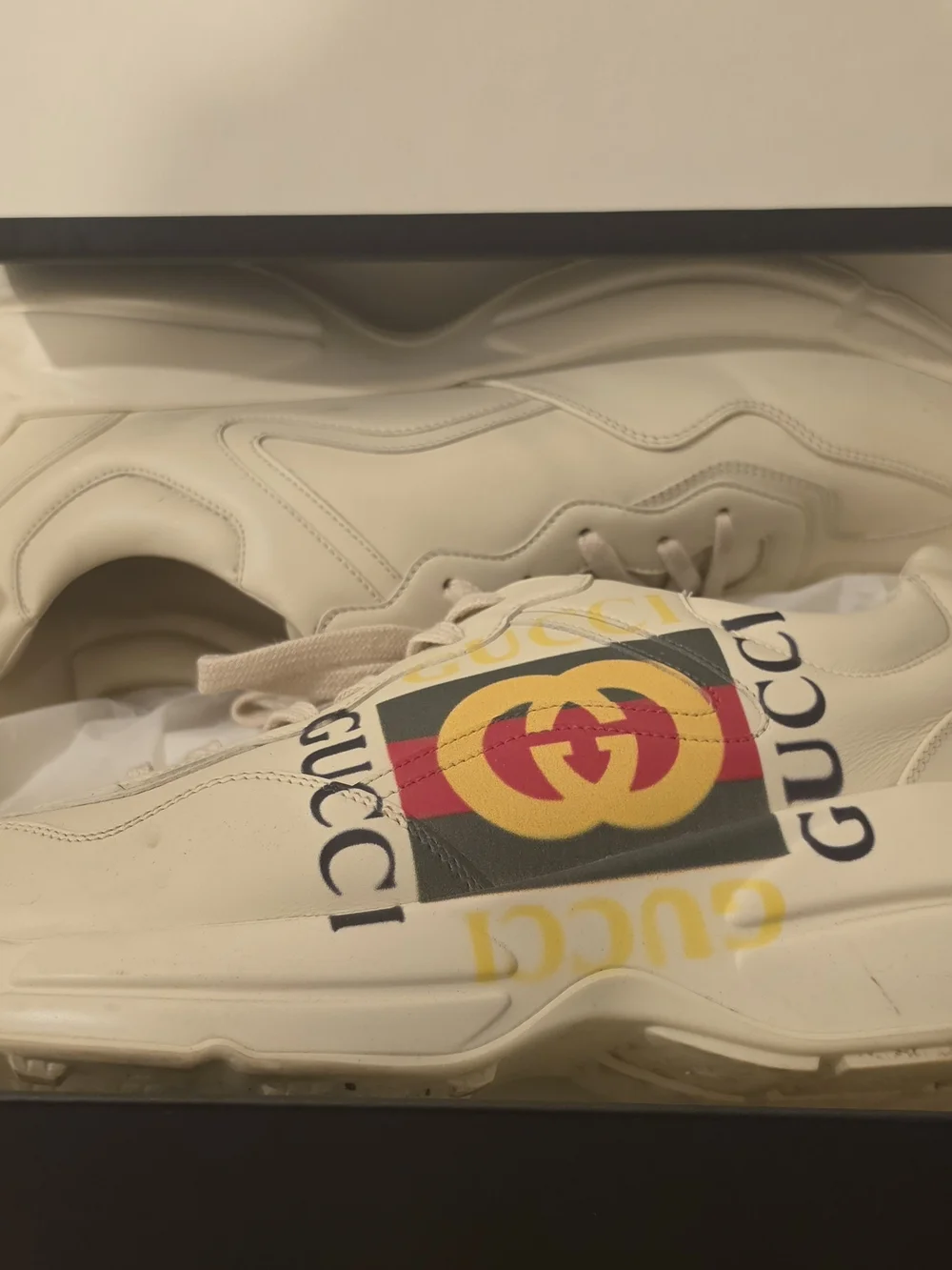 Gucci cream leather